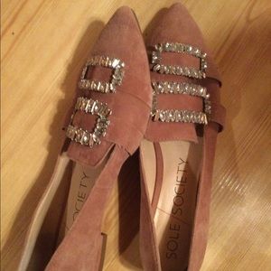 Sole Society nwot size 8.5. Beautiful for jeans or dressy occasion.